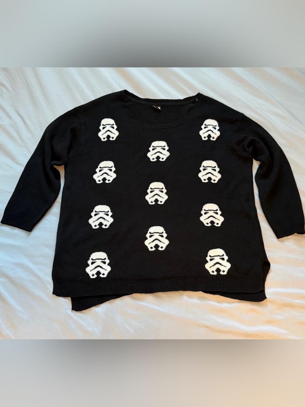 Her Universe Star Wars Stormtooper Intarsia Knit Sweater Size 2 2X - Picture 2 of 6